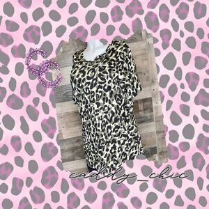 EUC VS PINK Camo Leopard Tee - Size M